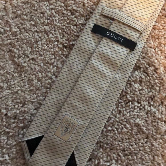 Gucci Men’s Tie - Picture 2 of 3